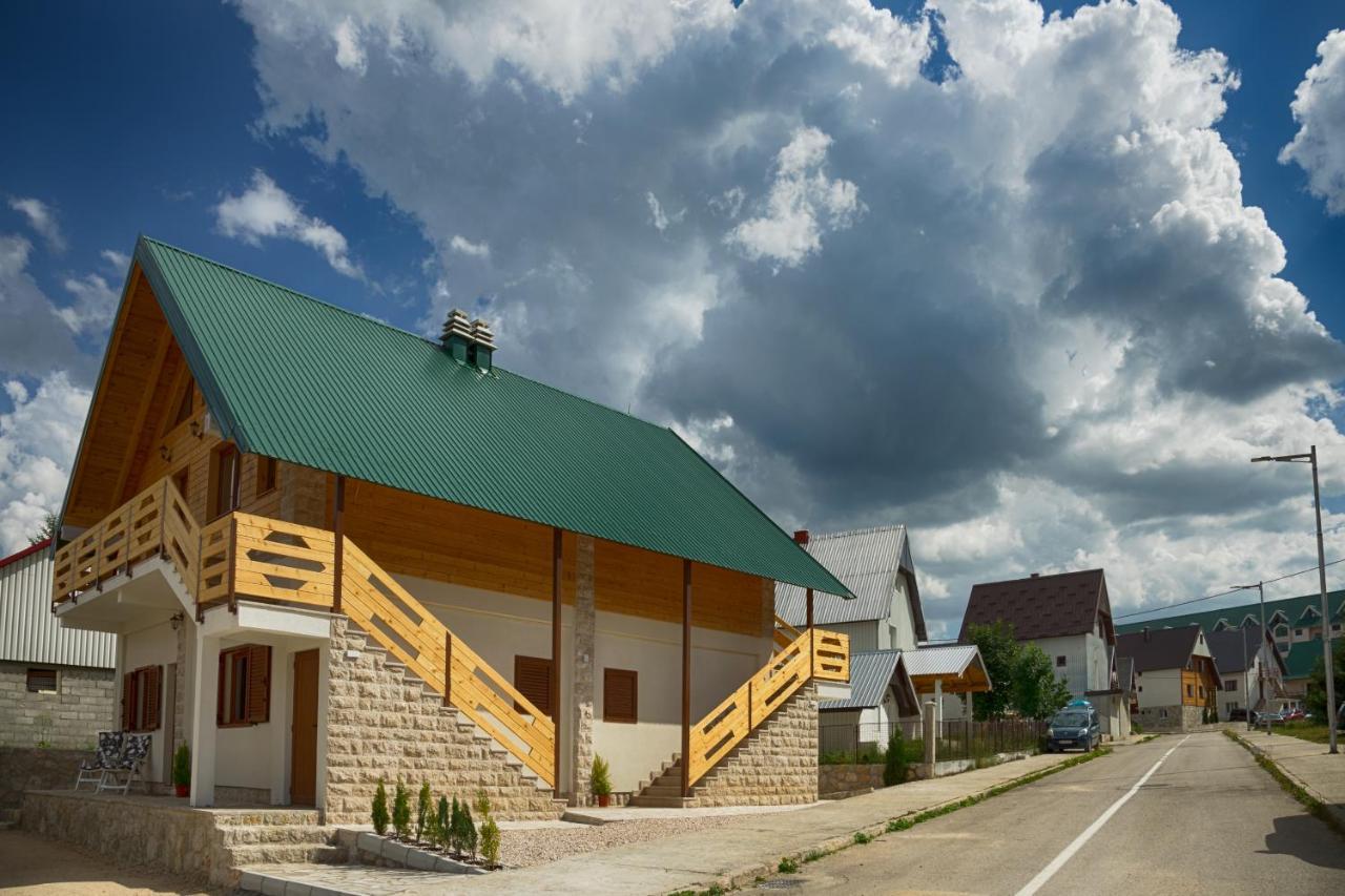 Monte Pino Lux Apartments Žabljak Esterno foto