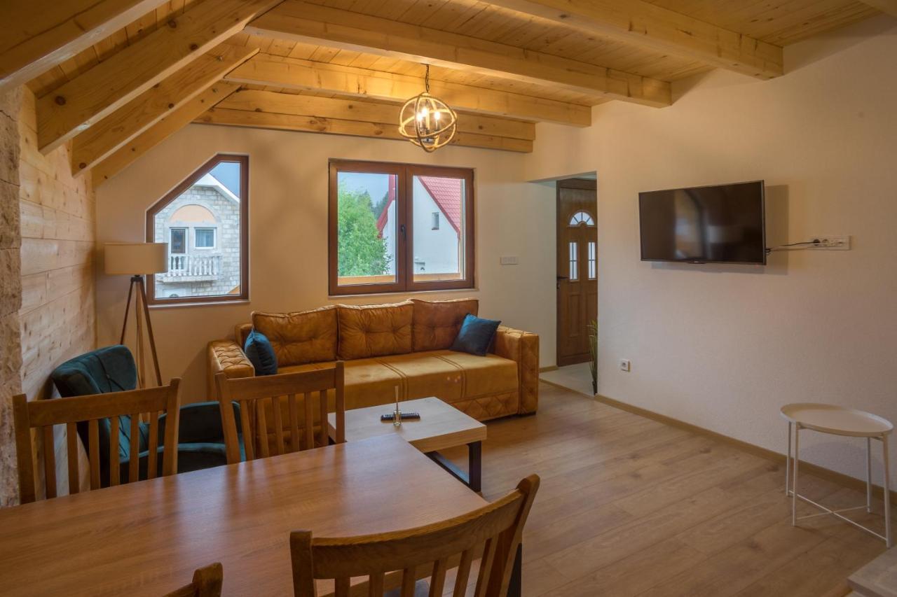Monte Pino Lux Apartments Žabljak Esterno foto
